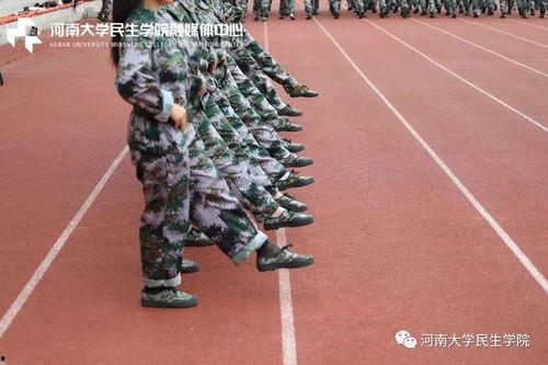 热门吃瓜军训视频下载,热门视频背后的青春回忆
