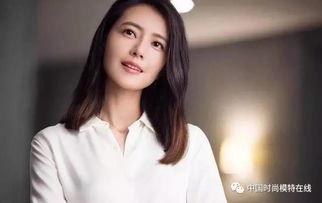 转拍明星网红,跨界转型背后的故事与启示