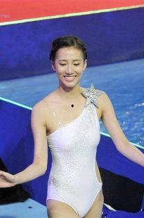 明星网红的泳衣图片,明星网红们的时尚泳衣穿搭大盘点