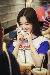 明星网红手上的红绳,揭秘明星网红的神秘魅力