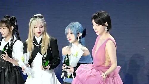 红毯明星网红同台差距,差距一目了然