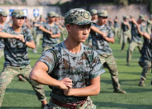 军训吃瓜爆料黑料免费,吃瓜爆料，黑料大公开！