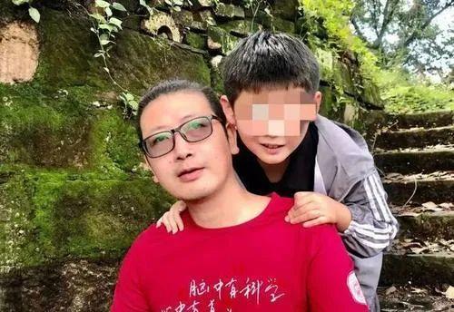 黑料吃瓜张警官,张警官的神秘案件调查纪实