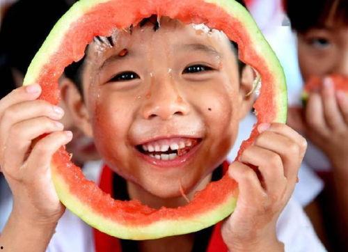 大宝吃瓜娱乐圈,揭秘娱乐圈幕后故事